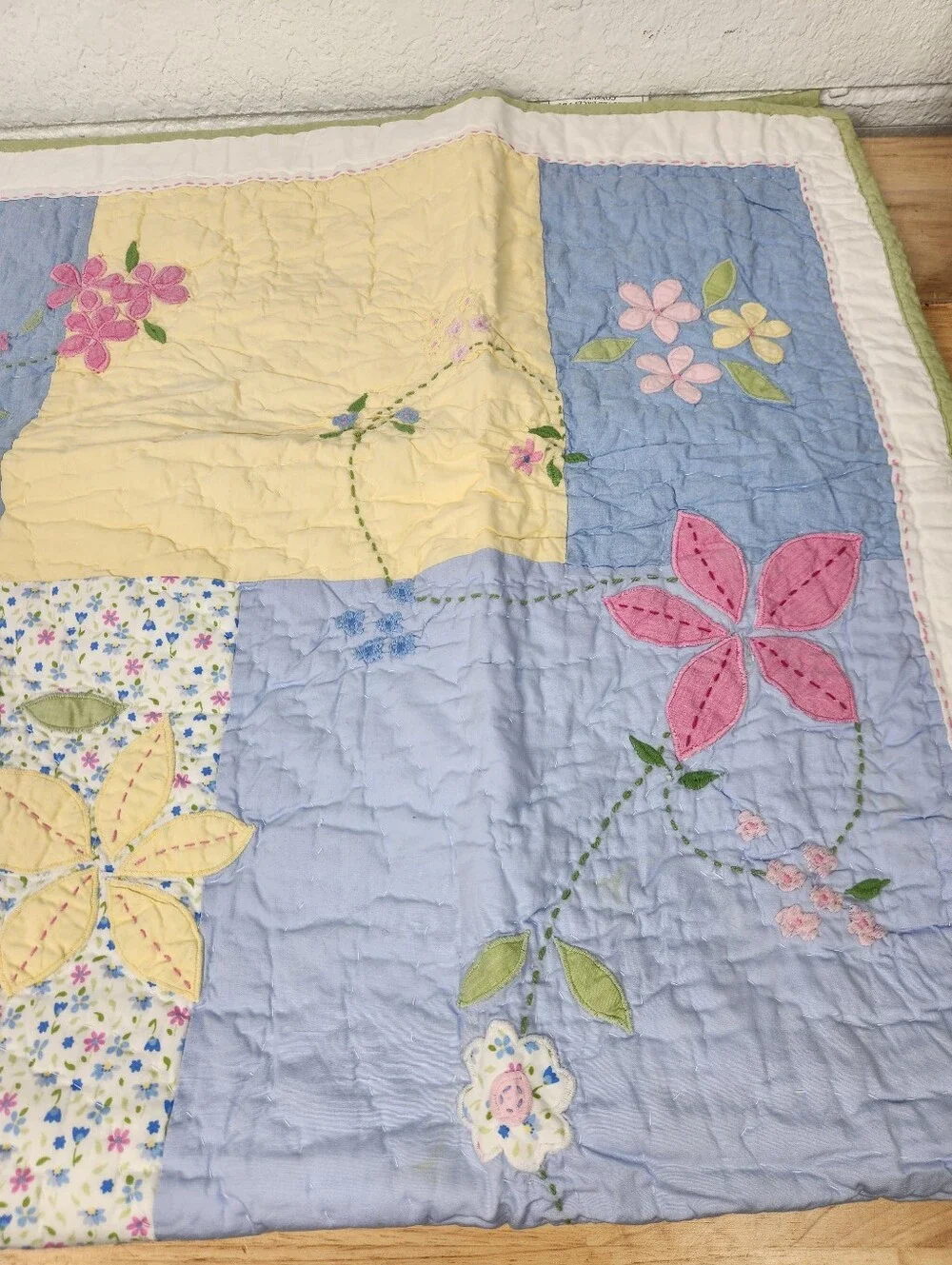 Pottery Barn Kids Vine Patchwork Crib/ Toddler Quilt 50x36 NOS Floral *Flaw*